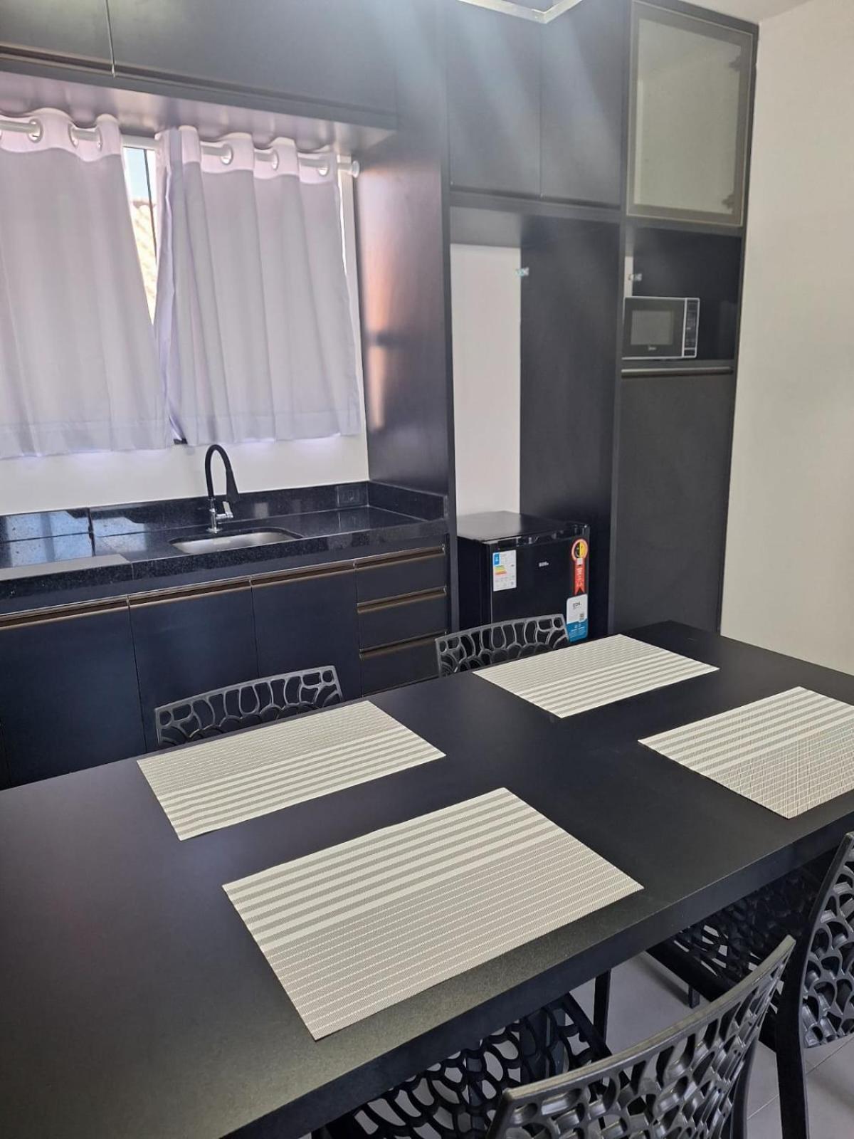 Da Vinci Black Apartment Porto Seguro